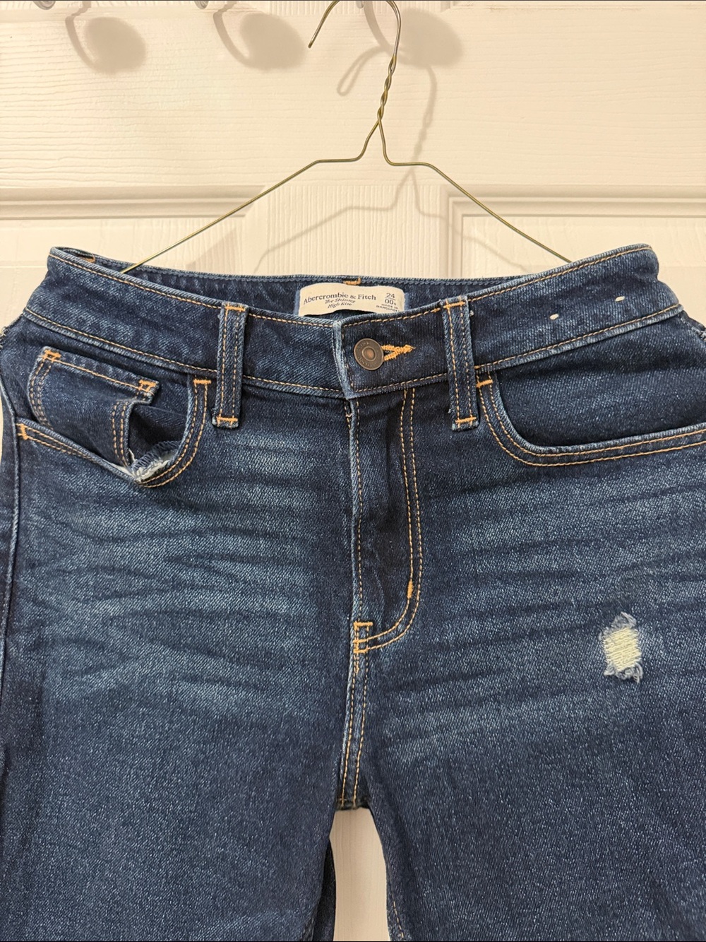 Abercrombie & Fitch Dark Blue Distressed High Rise Skinny Jeans 00 regular - Picture 4 of 6